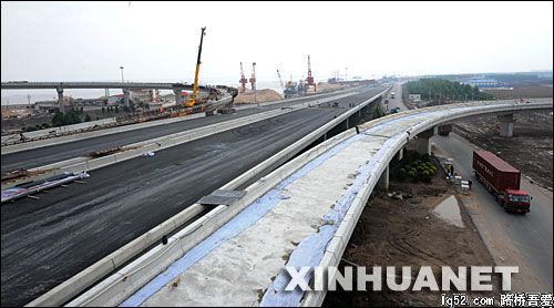 京津高速公路主线完工(组图)