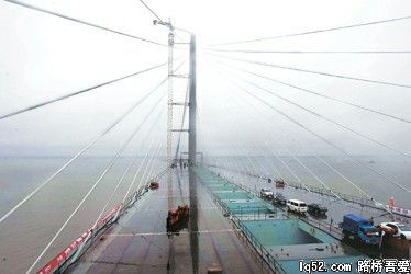 风雨中体验浦东崇明“一路通”